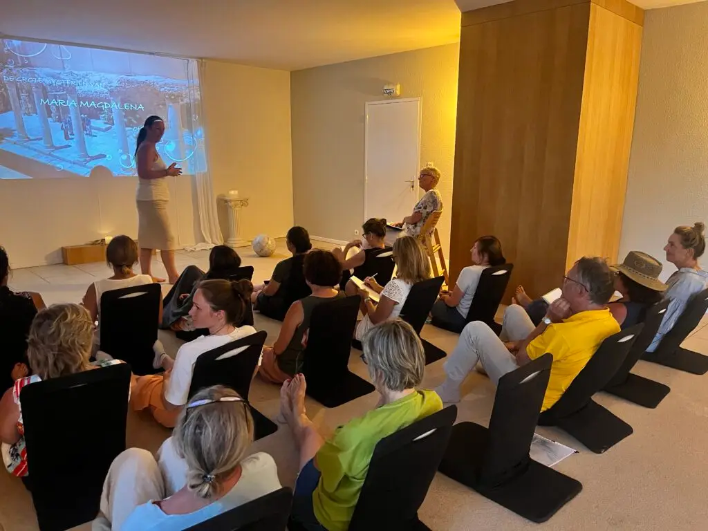 Lezing met Desiree van Toor