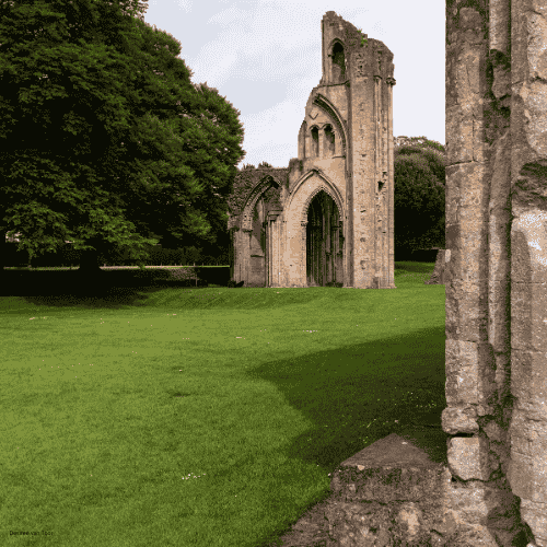 Glastonbury abbey-Desiree van Toor r